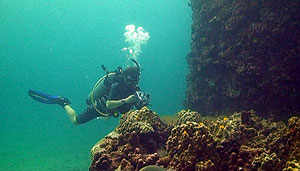 mike filming at twin peaks - koh tao